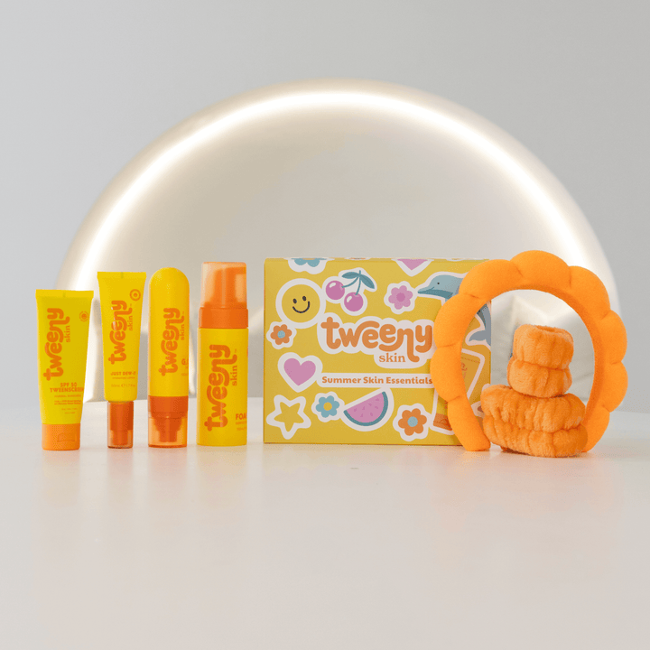 Skincare for tweens and teens. The Tweeny Skin Summer Skin Essentials gift Pack is the perfect skincare bundle for tweens and teens. It contains all the essentials skincare products for tweens and teens. It includes a facial cleanser, a moisturiser, a SPF50 Sunscreen and a facial mist plus a headband and wrist bands.